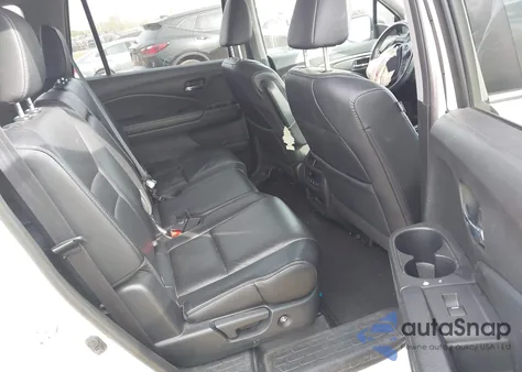 2017 Honda Pilot Ex-L z USA, uszkodzony, nr VIN 5FNYF5H51HB041880